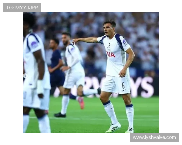 热刺开局领先五分钟 帕利尼亚助攻本坦库尔破门助力球队领先